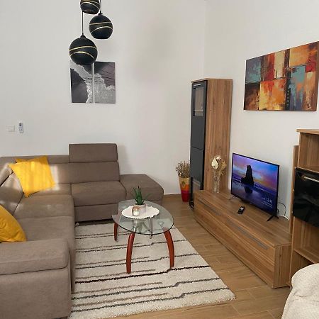 Apartman Andela Pula Centar Luaran gambar